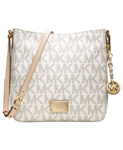 michael kors tasche travel jet set weiß|Jet Set Travel Medium Signature Logo Satchel .